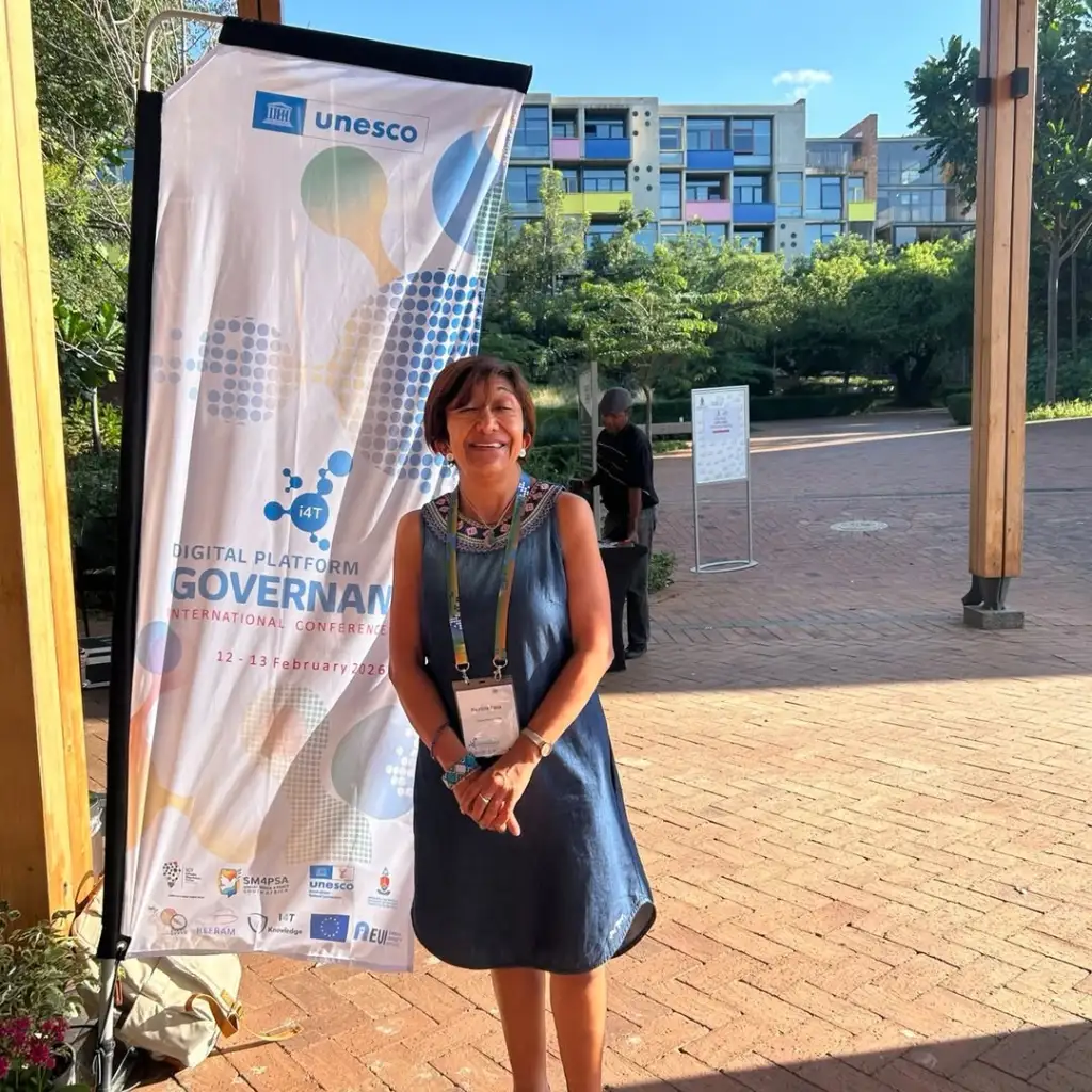 Patricia Peña, ex presidenta de ISOC Chile, aporta mirada latinoamericana en cumbre global de la UNESCO